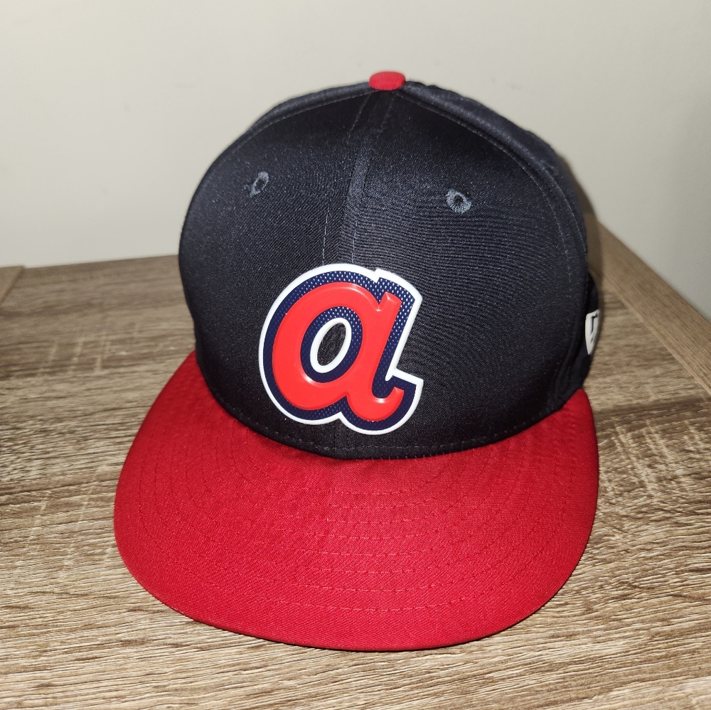 New Era Authentic Collection 59Fifty Atlanta Braves Hat 7 3/4 Fitted